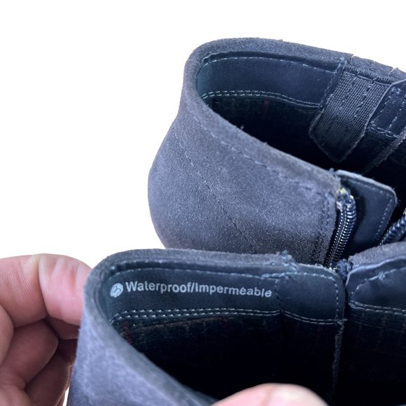 Blondo Women's  Waterproof Ankle Bootie Gray Suede  Size:7.5M - Picture 10 of 10